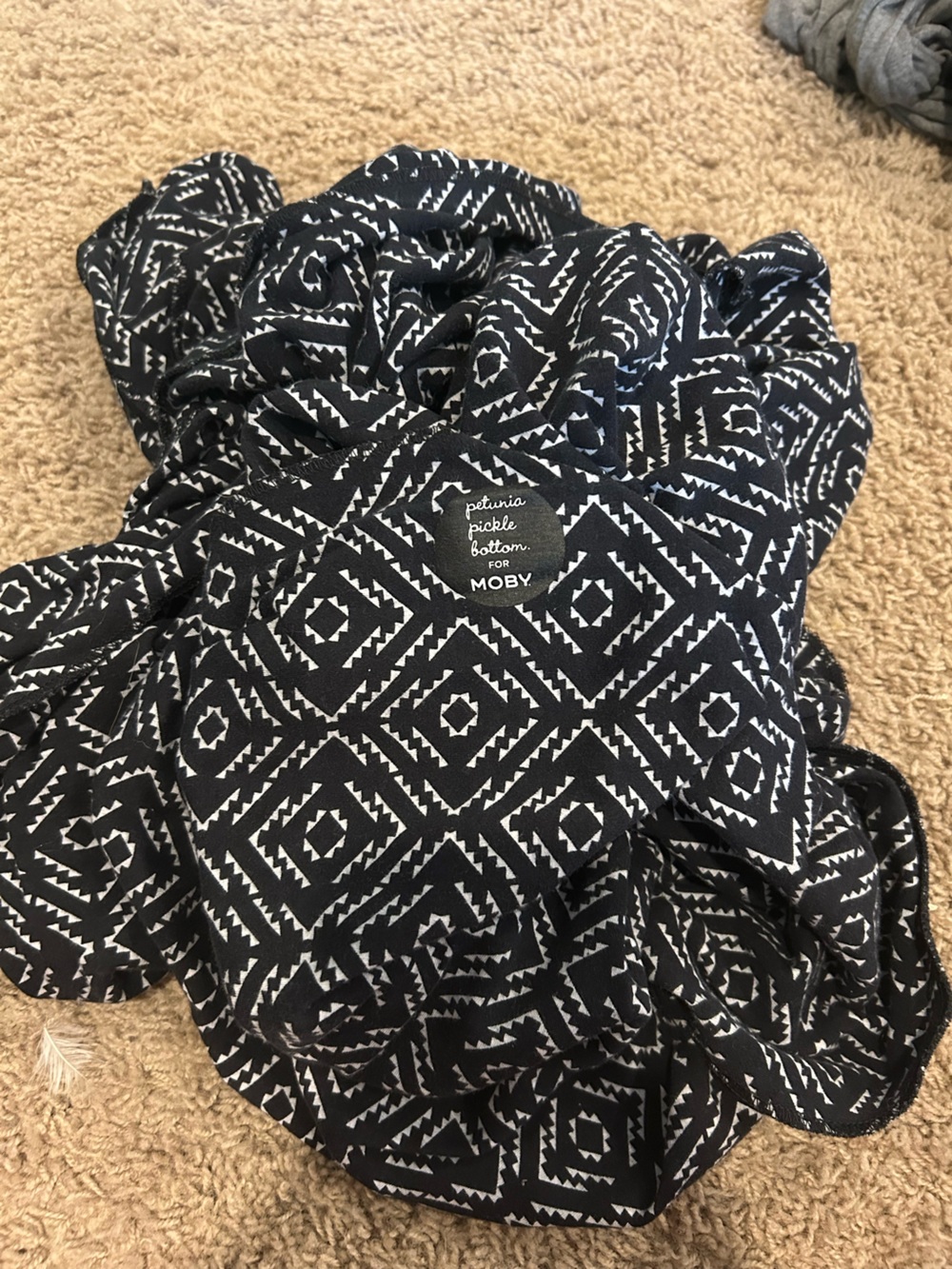 Moby Wrap- Black & White Geometric
